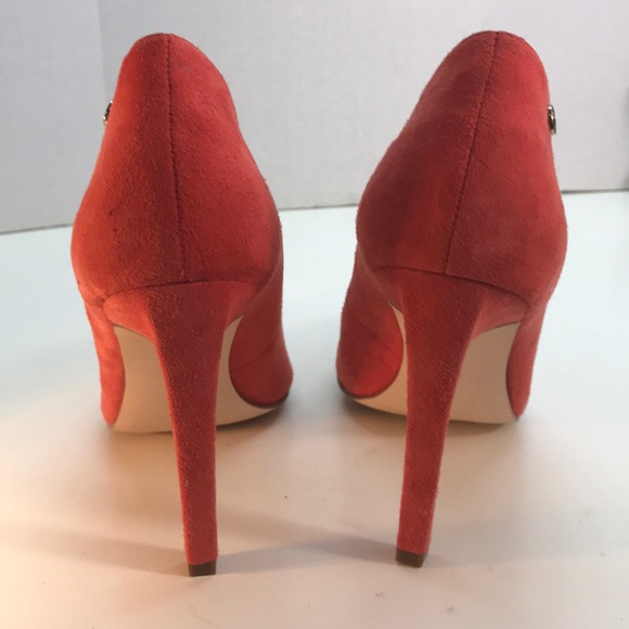 Calvin Klein Peach Suede-like PointedToe Pumps 5 - Picture 4 of 8